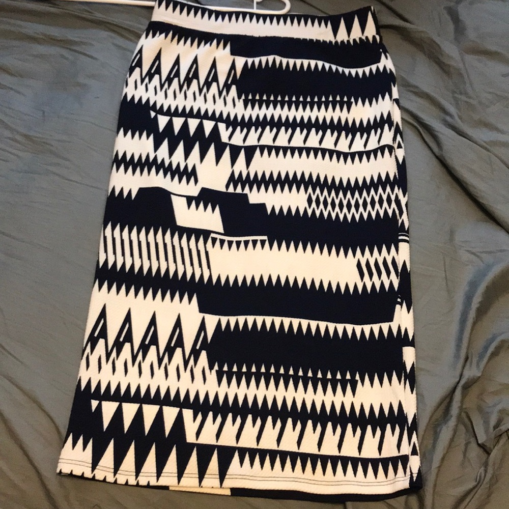 Black and white Pencil skirt